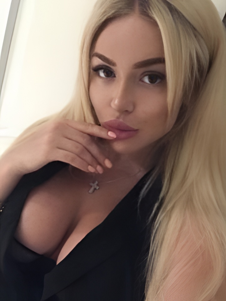 Леля привлекальеная девушка из Нового уренгоя цена от 10000 руб