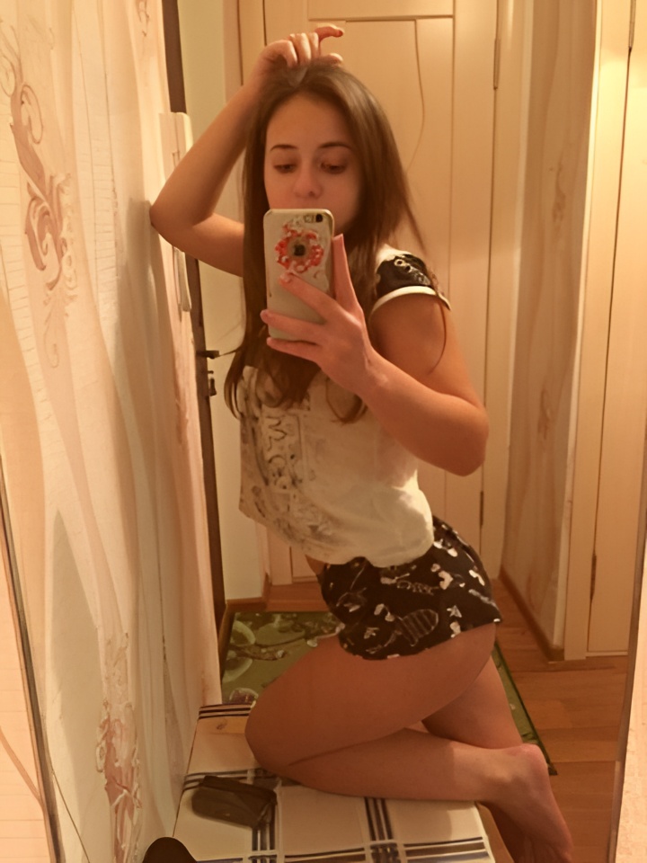 Лина привлекальеная девушка из Нового уренгоя цена от 2000 руб