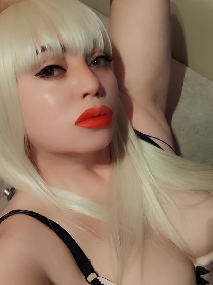 Ника привлекальеная девушка из Нового уренгоя цена от 1500 руб