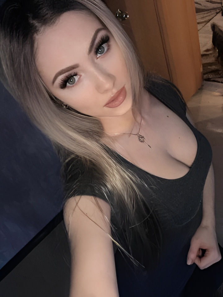 Индивидуалка Викуля, доступна для личного знакомства от 10000 руб