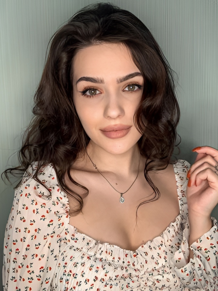 Индивидуалка Полина, доступна для личного знакомства от 4000 руб