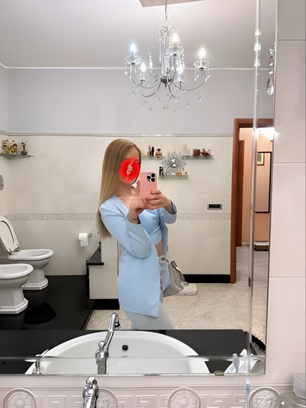 Наташа привлекательная девушка из Нового уренгоя цена от 1500 руб