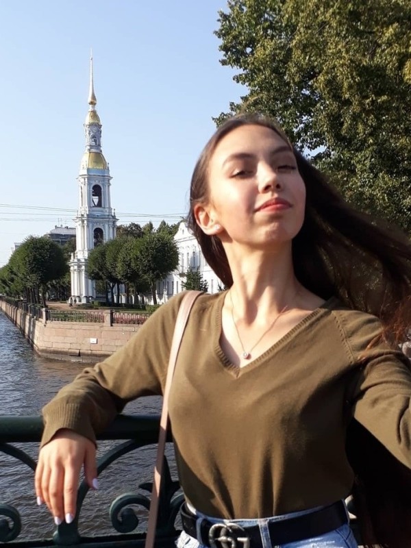 Лада привлекательная девушка из Нового уренгоя цена от 3500 руб